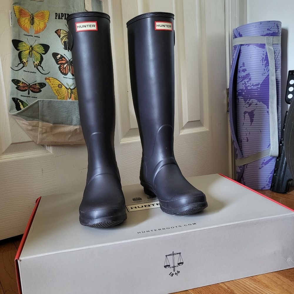 SOLD Hunter Women's Original Tall Boots
